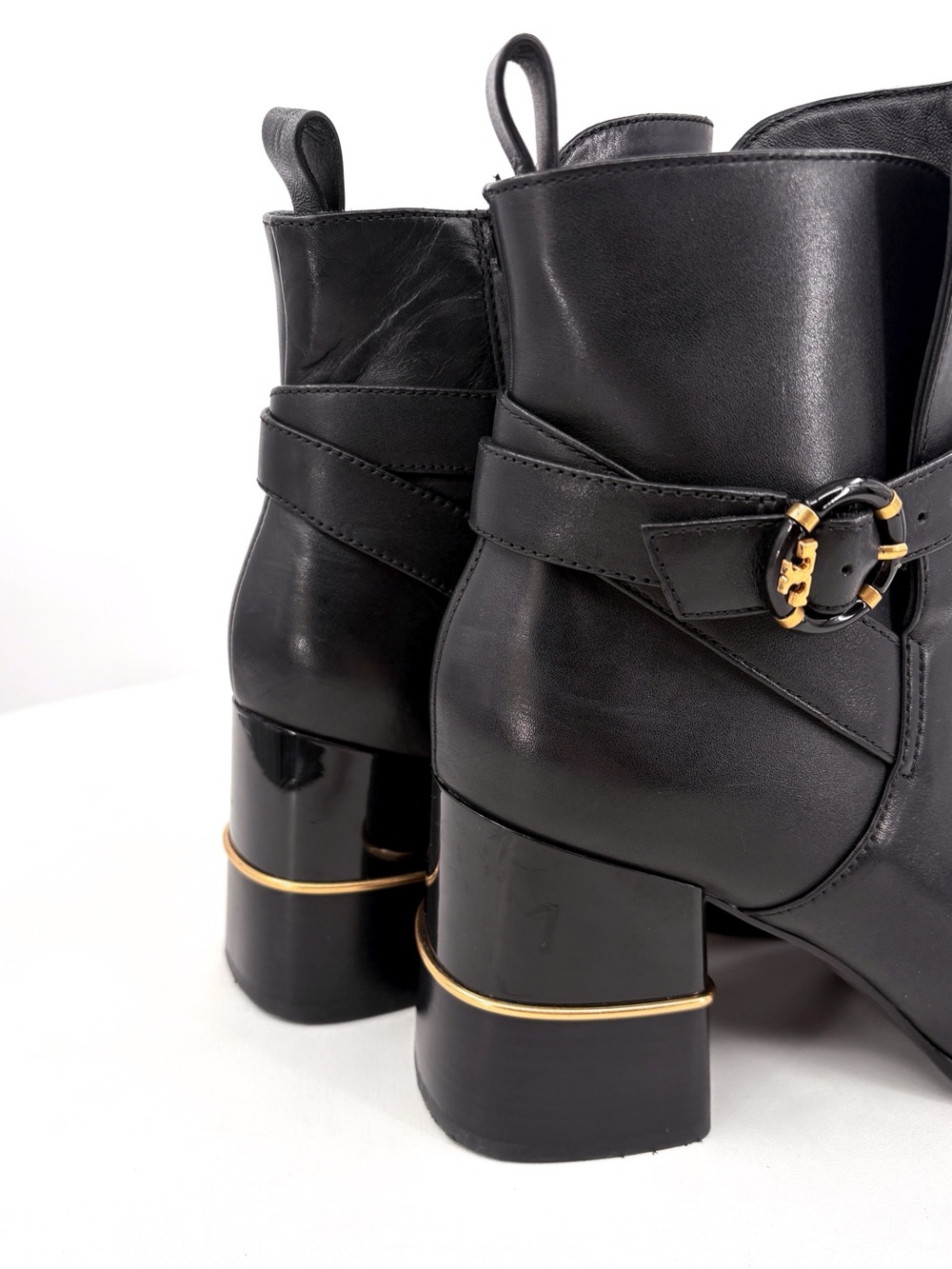 TORY BURCH Logo Buckle Square-Toe Ankle Boots in Black Leather 10 - Picture 10 of 14